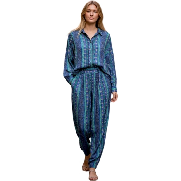 Vintage Pants - Vintage 1980s 2 Piece Matching Set Blue Green Graphic Women's Size Large